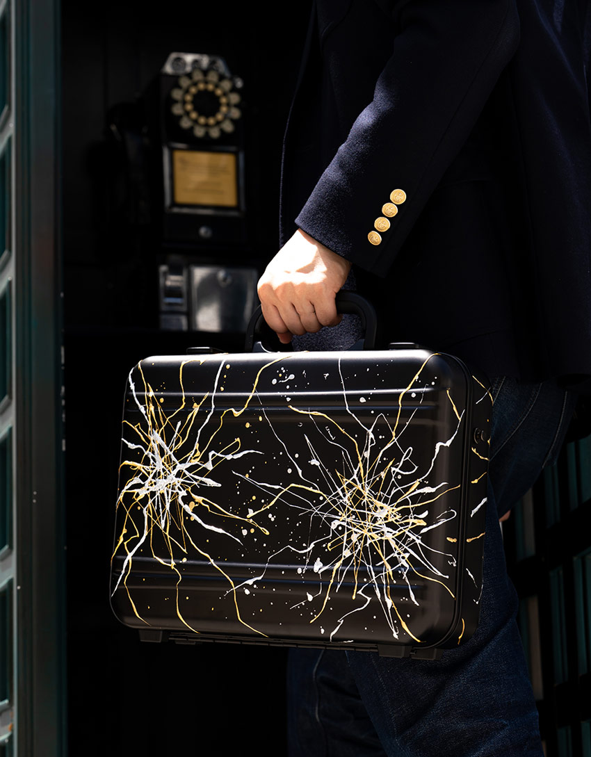 SHIBUKI ATTACHE